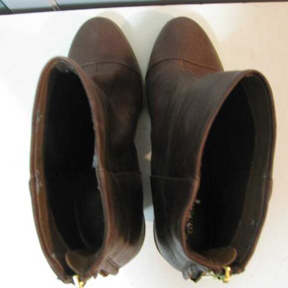 ** Bandolino Brown Boots 7M Size 7 Zip Back Excellent - Picture 8 of 10